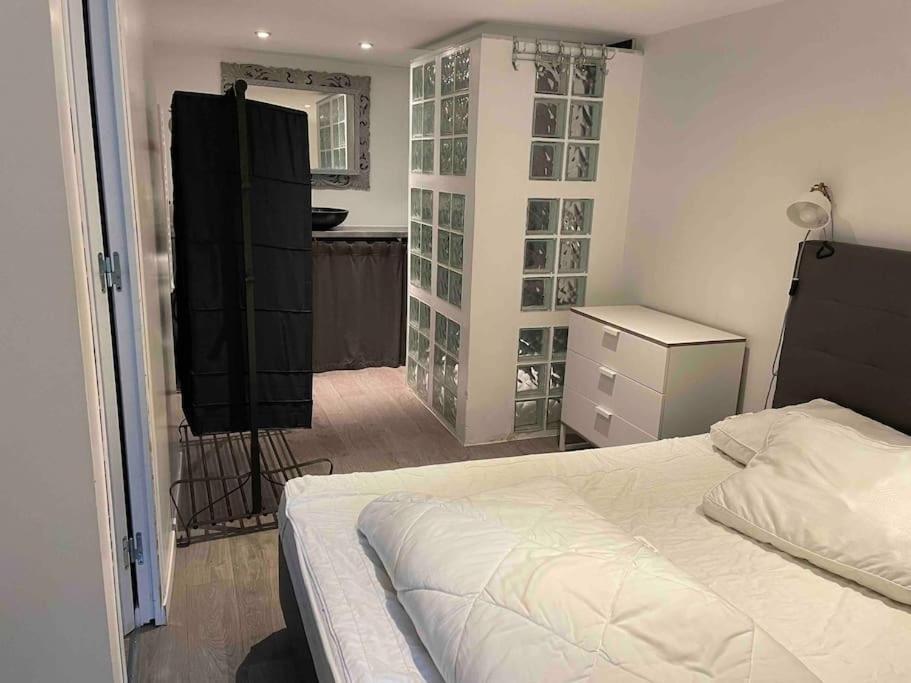 Ambre, Bel Appartement Proche Plage Du Debarquement Sommervieu Eksteriør billede
